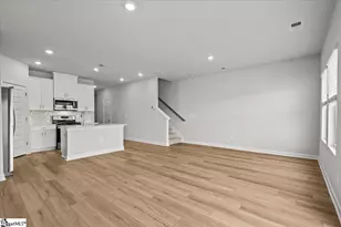 429 Blissful Ct, Taylors, SC 29687 - Photo 7