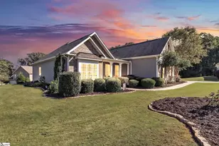 203 Meadows Edge Ct, Anderson, SC 29621 - Photo 3