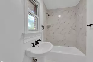 220 Scarlett St, Greenville, SC 29607 - Photo 9