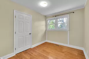 220 Scarlett St, Greenville, SC 29607 - Photo 13