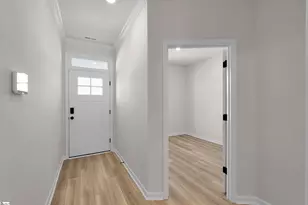 156 Hunter Ridge Dr, Boiling Springs, SC 29316 - Photo 3