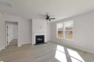 160 Hunter Ridge Dr, Boiling Springs, SC 29316 - Photo 17