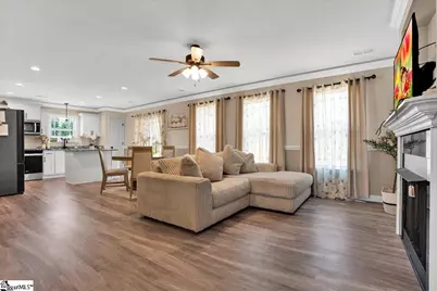 421 Willow Court, Campobello, SC 29322 - Photo 9