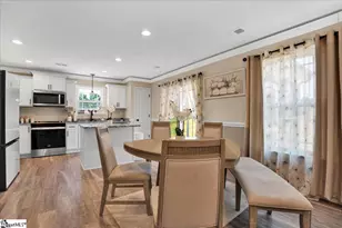 421 Willow Ct, Campobello, SC 29322 - Photo 3