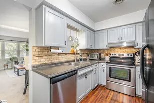 22 Hidden Springs Rd, Spartanburg, SC 29302 - Photo 9