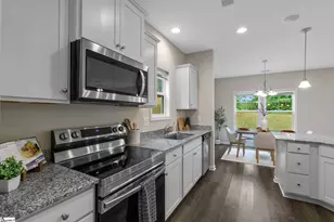 127 Highland Park Ct, Easley, SC 29642 - Photo 5