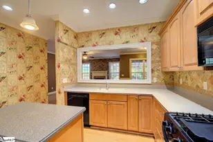 229 E Thistle Ln, Greenville, SC 29615 - Photo 3