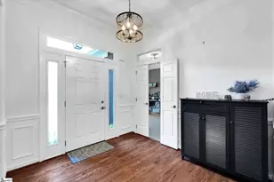 409 Crandall Dr, Greenville, SC 29607 - Photo 5