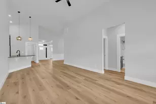 624 Lombard Dr, Boiling Springs, SC 29316 - Photo 5