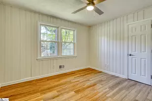 132 Walden Cir, Spartanburg, SC 29301 - Photo 33