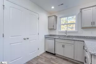223 Kahlen Ct, Piedmont, SC 29673 - Photo 9