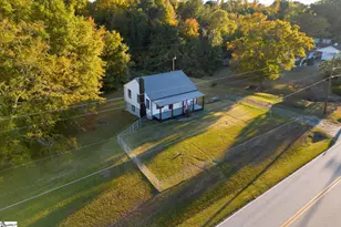 224 Syphrit Rd, Wellford, SC 29385 - Photo 1