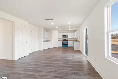 515 Tomlin Trail, Spartanburg, SC 29301 - Photo 7