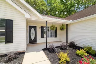 400 Hill Ln, Mauldin, SC 29662 - Photo 5