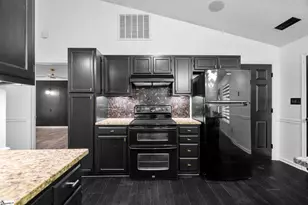 400 Hill Ln, Mauldin, SC 29662 - Photo 13