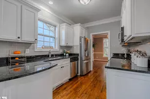 17 Sylvan Dr, Greenville, SC 29605 - Photo 9