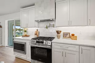 824 Cumberland Dr, Greer, SC 29651 - Photo 7