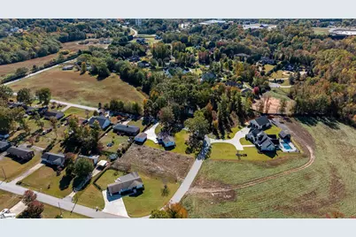 824 Cumberland Drive, Greer, SC 29651 - Photo 31