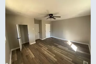 505 E Robinson Street, Gaffney, SC 29340 - Photo 17