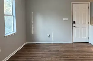 114 Celestial St, Spartanburg, SC 29306 - Photo 5