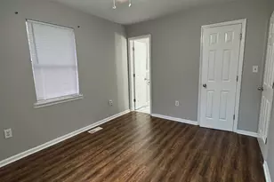 114 Celestial St, Spartanburg, SC 29306 - Photo 7