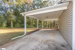 105 Zula Cir, Starr, SC 29684 - Photo 9