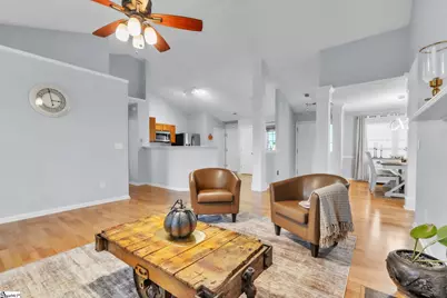 323 E Rustling Leaves Lane, Roebuck, SC 29376 - Photo 3