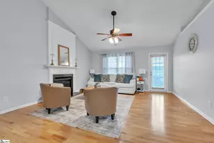 323 E Rustling Leaves Ln, Roebuck, SC 29376 - Photo 5