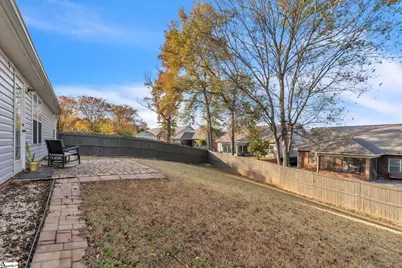 323 E Rustling Leaves Lane, Roebuck, SC 29376 - Photo 9