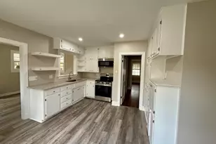 135 White Oak Rd, Spartanburg, SC 29301 - Photo 7