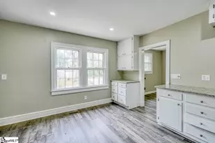 135 White Oak Rd, Spartanburg, SC 29301 - Photo 11