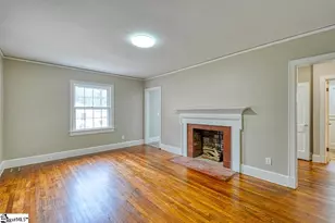 135 White Oak Rd, Spartanburg, SC 29301 - Photo 3