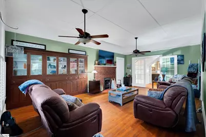 7 Lee Street, Liberty, SC 29657 - Photo 11