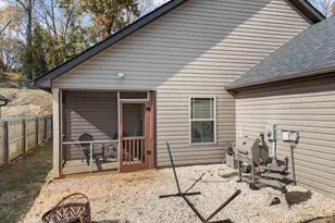 17 Pamela Dr, Greenville, SC 29611 - Photo 23