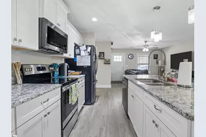 17 Pamela Drive, Greenville, SC 29611 - Photo 9