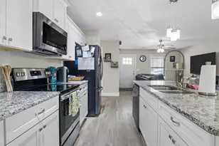 17 Pamela Dr, Greenville, SC 29611 - Photo 9