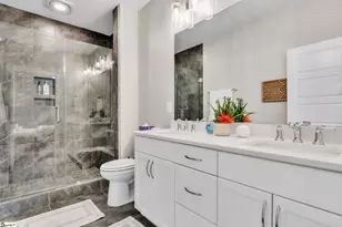 13 Keat Ave, Greenville, SC 29601 - Photo 15