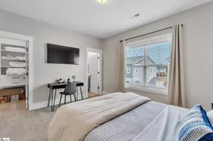 13 Keat Ave, Greenville, SC 29601 - Photo 17