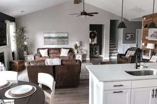 831 Orchard Valley Ln, Boiling Springs, SC 29316 - Photo 11