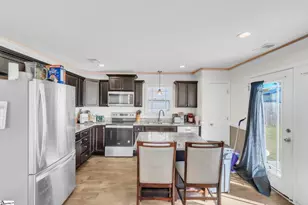 1708 Roxanne Sue Dr, Lyman, SC 29365 - Photo 7