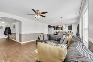 1708 Roxanne Sue Dr, Lyman, SC 29365 - Photo 3