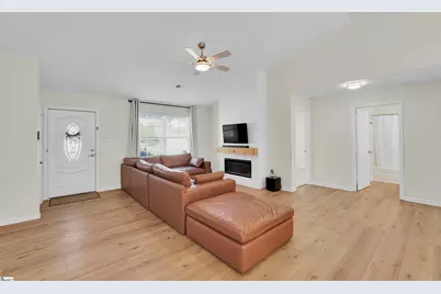 466 Pleasant Green Drive, Inman, SC 29349 - Photo 3