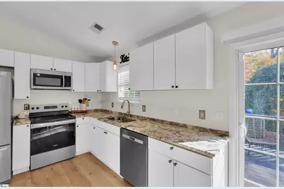 466 Pleasant Green Drive, Inman, SC 29349 - Photo 5