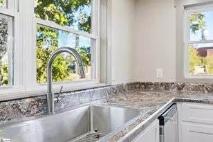 104 W 1st St, Williamston, SC 29697 - Photo 9