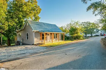 104 W First Street, Williamston, SC 29697 - Photo 1