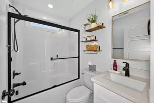 1001 White Oak Dr, Anderson, SC 29621 - Photo 13