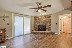 127 Michelle Dr, Chesnee, SC 29323 - Photo 3