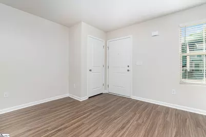 647 Blossom  Run, Spartanburg, SC 29307 - Photo 3