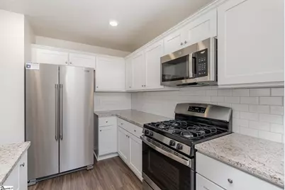 647 Blossom  Run, Spartanburg, SC 29307 - Photo 11