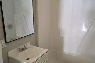 222 Lee St, Laurens, SC 29360 - Photo 5